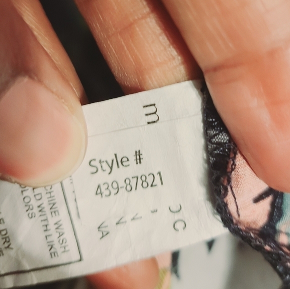 Mododoc | Women's Floral Print Short Sleeve Shorts Romper (Size Medium) - Picture 6 of 12